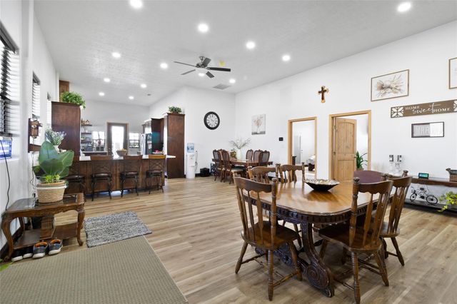 34 Julia Justice Road, Huntsville, TX 77320