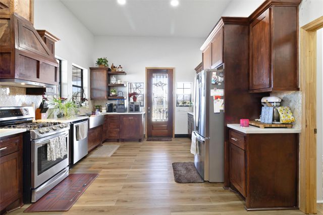 34 Julia Justice Road, Huntsville, TX 77320