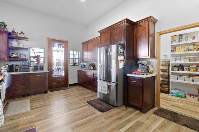 34 Julia Justice Road, Huntsville, TX 77320