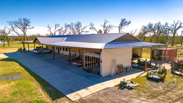 34 Julia Justice Road, Huntsville, TX 77320