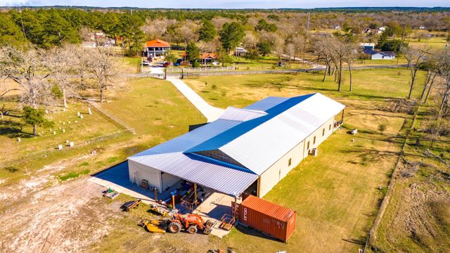 34 Julia Justice Road, Huntsville, TX 77320