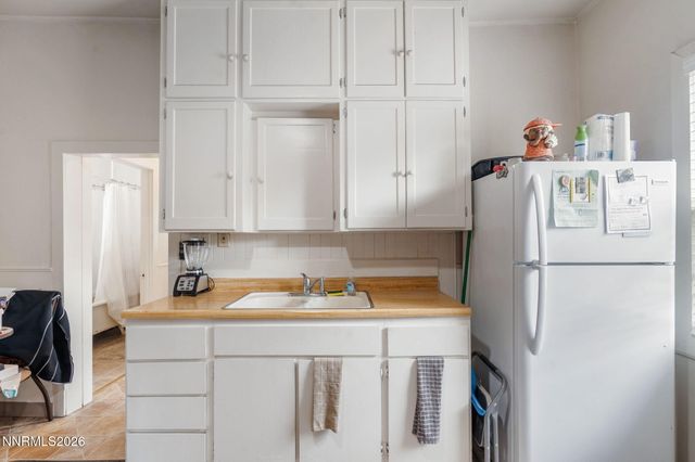 128 Keystone Avenue, Reno, NV 89503
