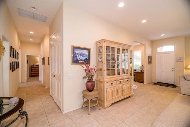 78202 Kensington Avenue, Palm Desert, CA 92211