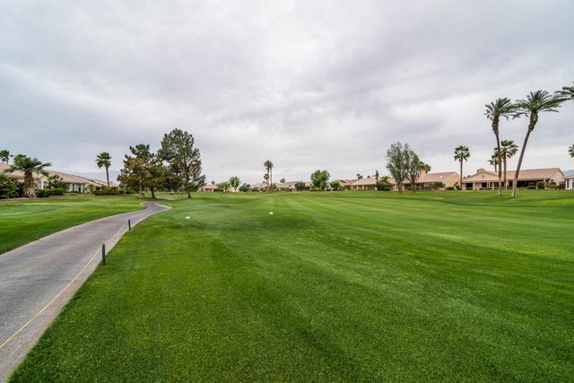 78202 Kensington Avenue, Palm Desert, CA 92211