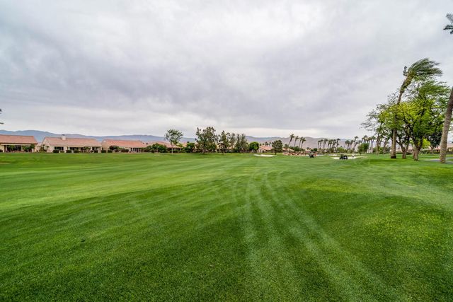 78202 Kensington Avenue, Palm Desert, CA 92211