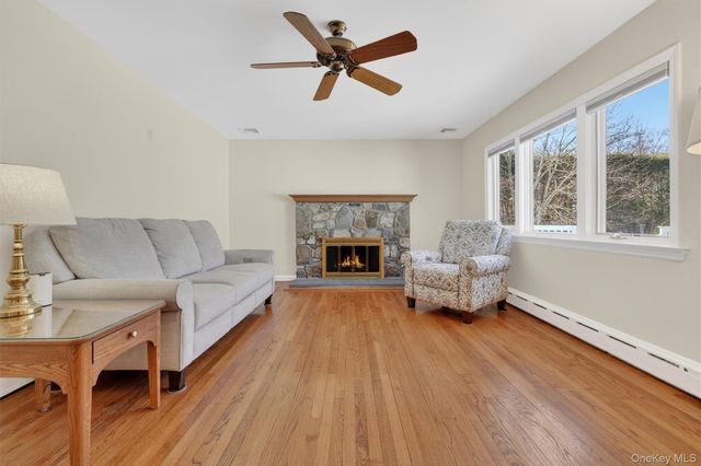 1166 Hunterbrook Road, Yorktown Heights, NY 10598