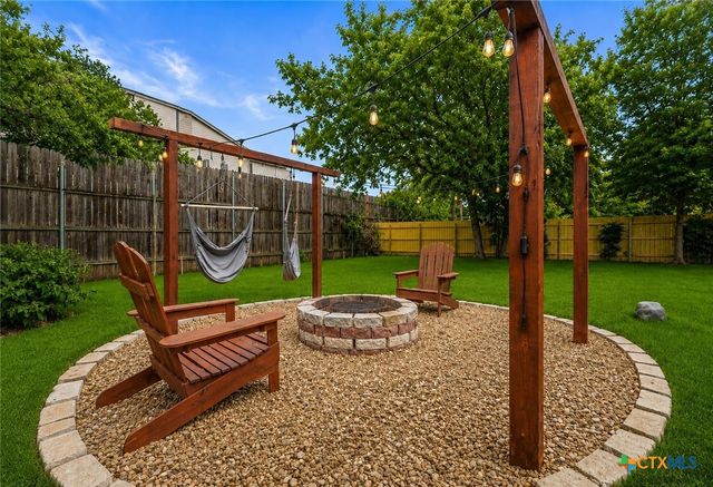 9604 Newberry Drive, Austin, TX 78729