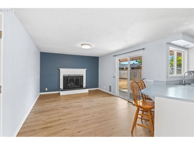 6445 B St, Springfield, OR 97478