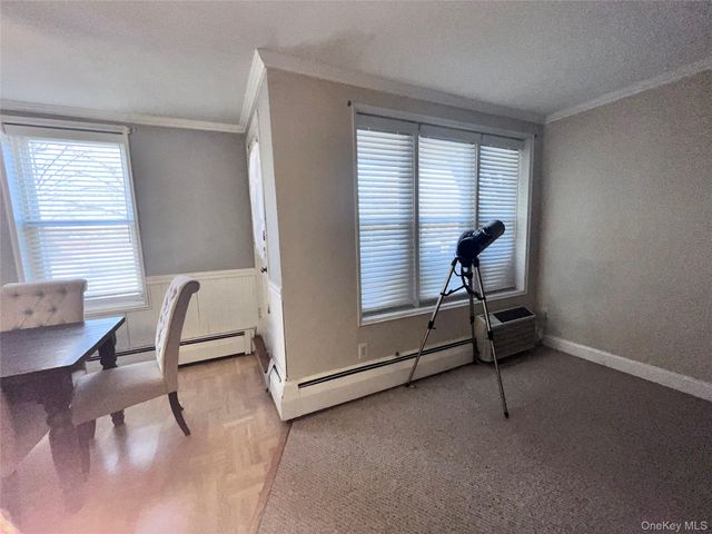 60 Hempstead Avenue 1J, Lynbrook, NY 11563