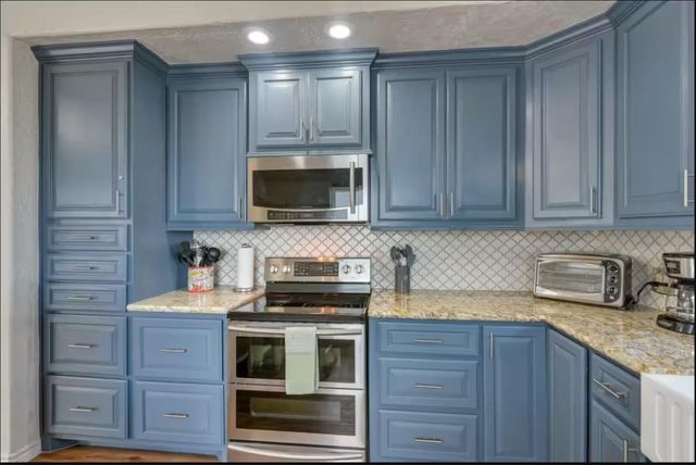 114 Sand Dune Court, Surfside Beach, TX 77541