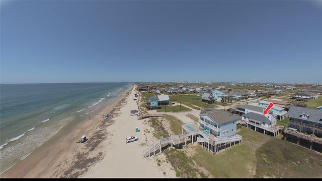 114 Sand Dune Court, Surfside Beach, TX 77541