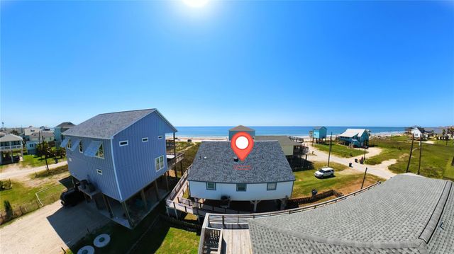114 Sand Dune Court, Surfside Beach, TX 77541