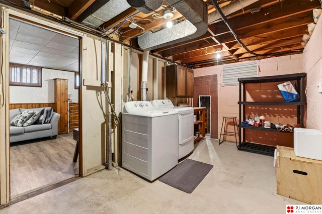 2925 S 44th Street, Lincoln, NE 68506