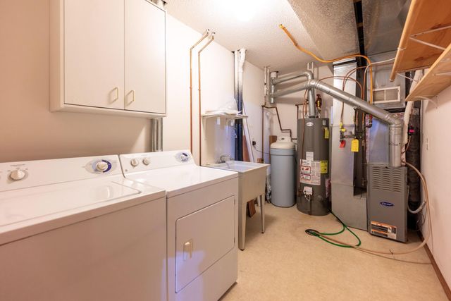 6814 Meadow Grass Lane S, Cottage Grove, MN 55016