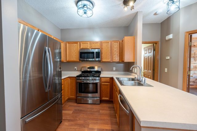 6814 Meadow Grass Lane S, Cottage Grove, MN 55016