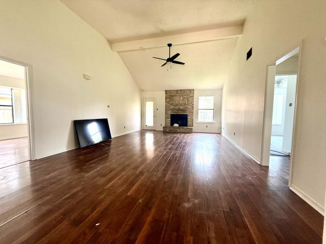 2107 Willow WAY, Round Rock, TX 78664