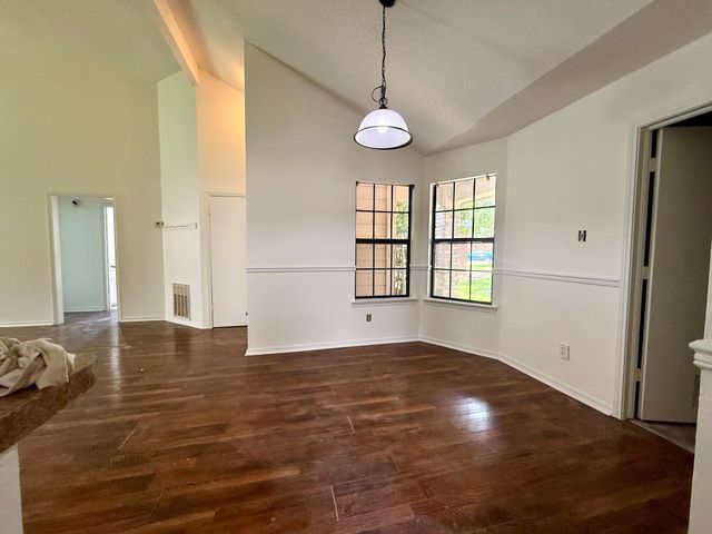 2107 Willow WAY, Round Rock, TX 78664