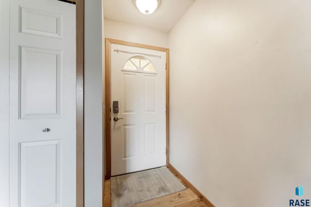 7035 W 56th St Street 16, Sioux Falls, SD 57106