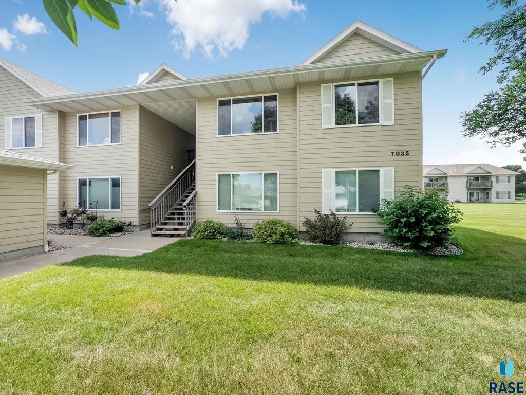 7035 W 56th St Street 16, Sioux Falls, SD 57106