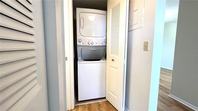 505 30TH AVENUE W E406, Bradenton, FL 34205