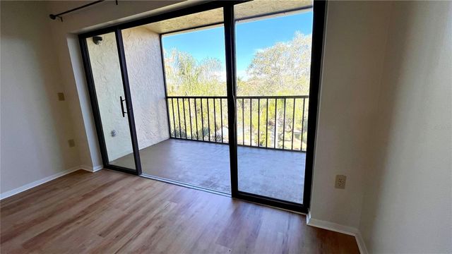 505 30TH AVENUE W E406, Bradenton, FL 34205