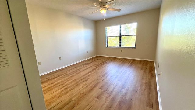 505 30TH AVENUE W E406, Bradenton, FL 34205