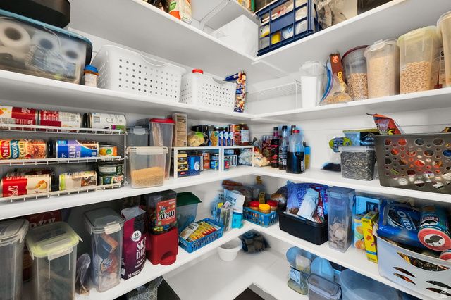7112 N GOLDEN CT, Eagle Mountain, UT 84005