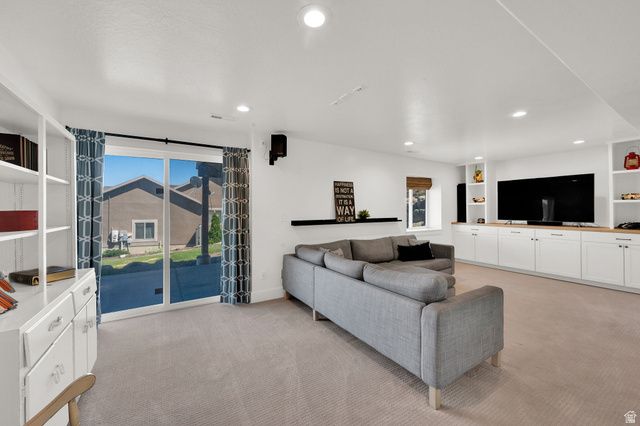 7112 N GOLDEN CT, Eagle Mountain, UT 84005