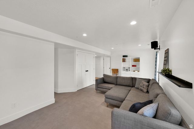 7112 N GOLDEN CT, Eagle Mountain, UT 84005