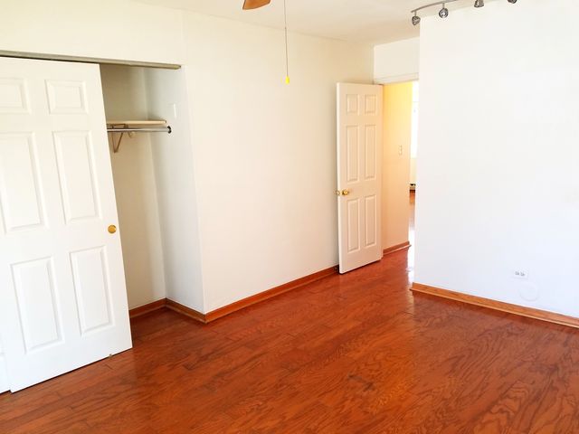 208 Dunteman Drive 101, Glendale Heights, IL 60139