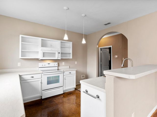 5000 Wild Oats Drive, Fort Worth, TX 76179