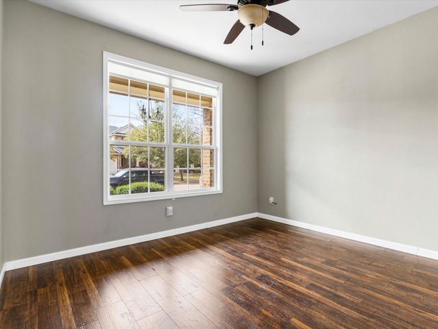 5000 Wild Oats Drive, Fort Worth, TX 76179