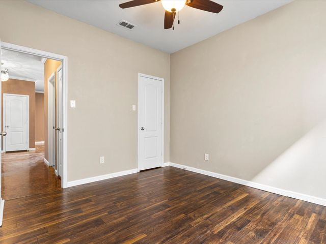 5000 Wild Oats Drive, Fort Worth, TX 76179