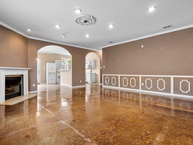 5000 Wild Oats Drive, Fort Worth, TX 76179