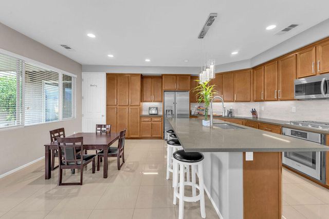 42795 Ponte Court, Indio, CA 92203