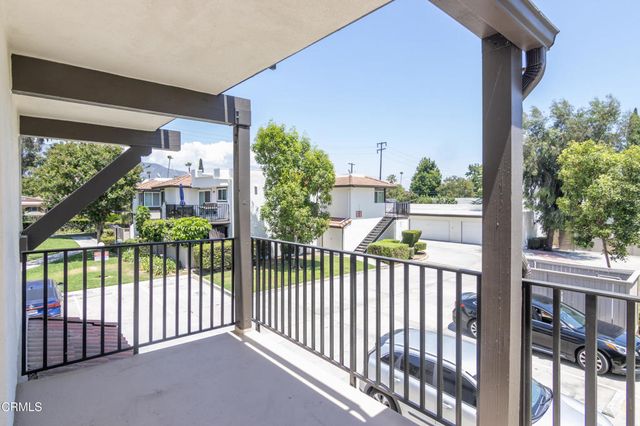 868 Cinnamon Lane 61, Duarte, CA 91010
