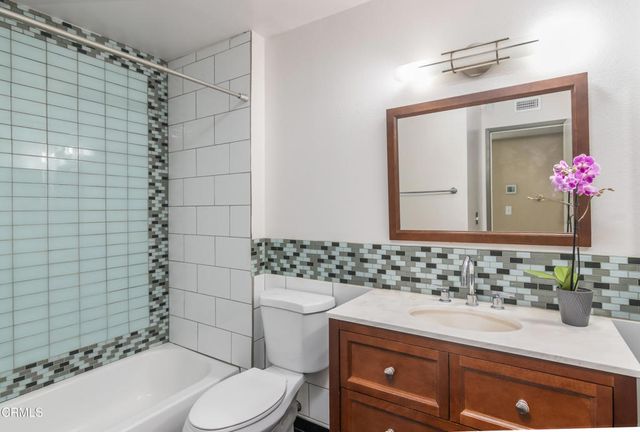 868 Cinnamon Lane 61, Duarte, CA 91010