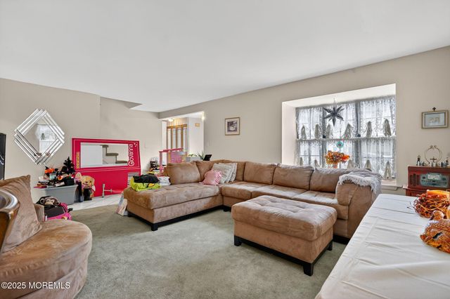 3 Timberline Drive, Howell, NJ 07731