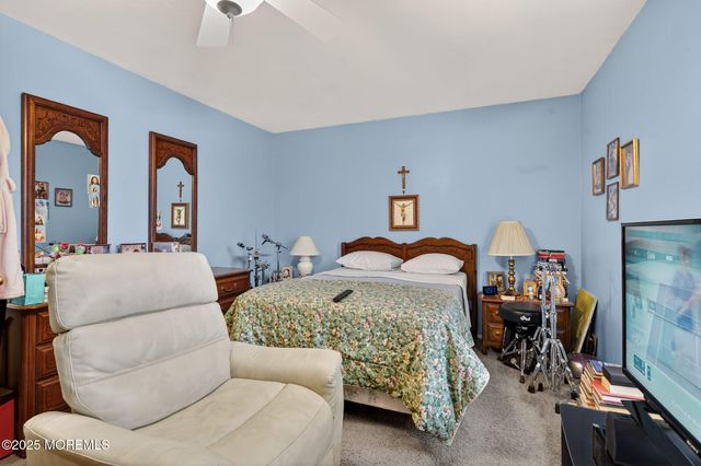 3 Timberline Drive, Howell, NJ 07731