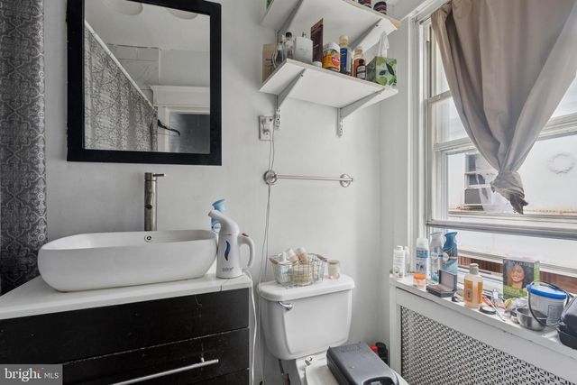 1112 KENWYN ST, Philadelphia, PA 19124