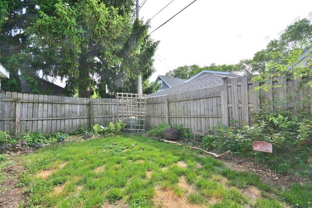 4909 W Galena STREET, Milwaukee, WI 53208