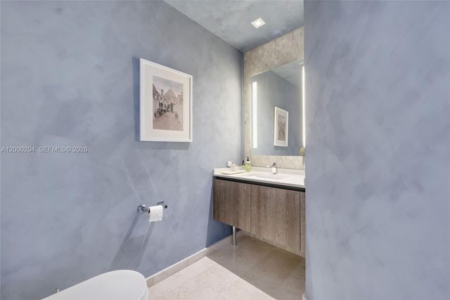 88 SW 7th St 2602, Miami, FL 33130