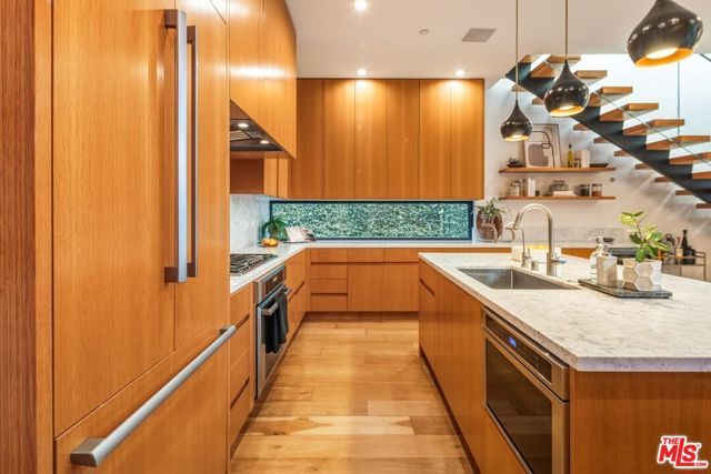 722 Marine Street, Santa Monica, CA 90405