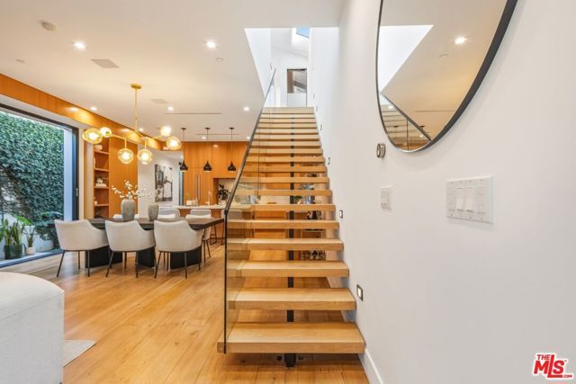 722 Marine Street, Santa Monica, CA 90405