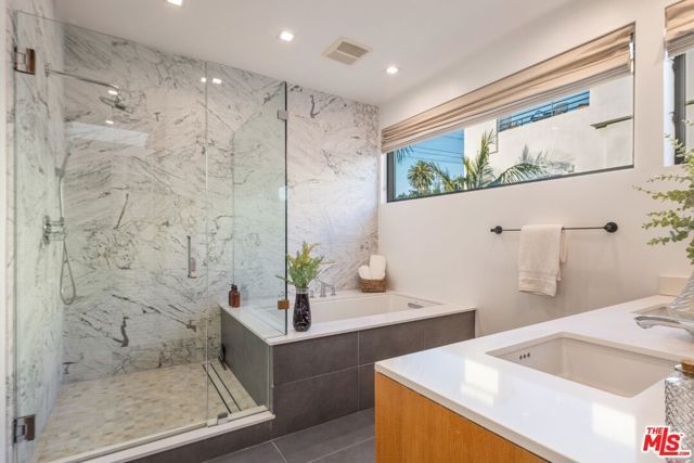 722 Marine Street, Santa Monica, CA 90405