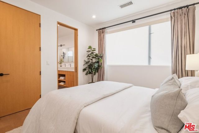 722 Marine Street, Santa Monica, CA 90405