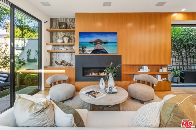 722 Marine Street, Santa Monica, CA 90405