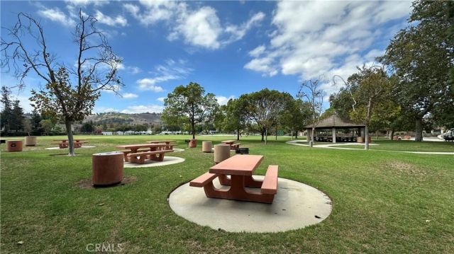 12441 Mountain Trail Street, Moorpark, CA 93021