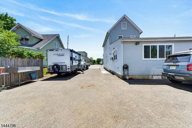 603 Lincoln Blvd, Middlesex Boro, NJ 08846