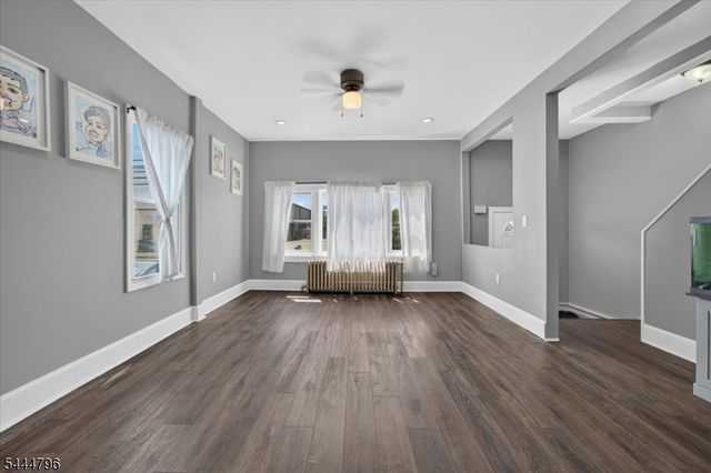 603 Lincoln Blvd, Middlesex Boro, NJ 08846